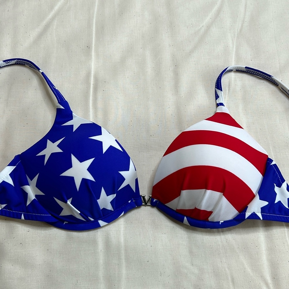 VENUS Fashion, Swimwear Americana Enhancer Push Up Swim Top. B Cup, S.